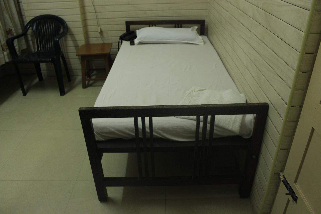 Hotel Sukhvas Thiruvananthapuram Zewnętrze zdjęcie